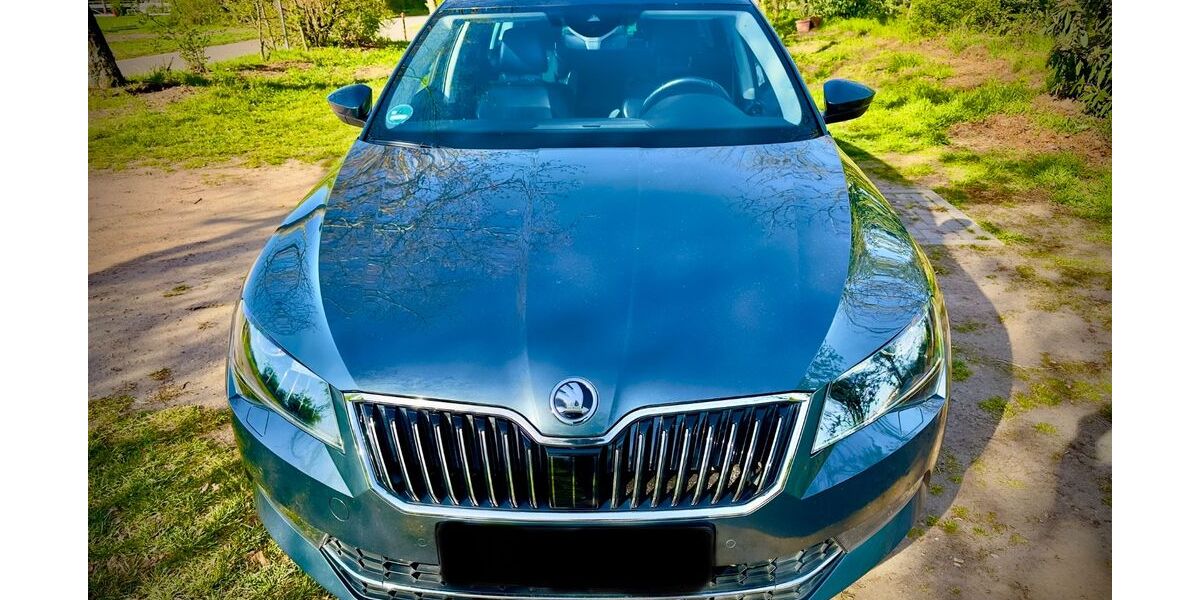 Skoda Superb 173.000 km 15.799 &euro; Ketsch 68775