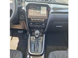 Suzuki Vitara 1.4 Boosterjet Hybrid Comfort+ 6.000 km 26.990 &euro; Obrigheim-Asbach 74847