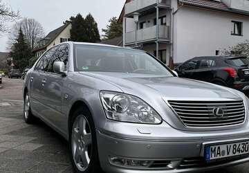 Lexus LS 430 302.000 km 10.450 &euro; Mannheim, Universitätsstadt 68199