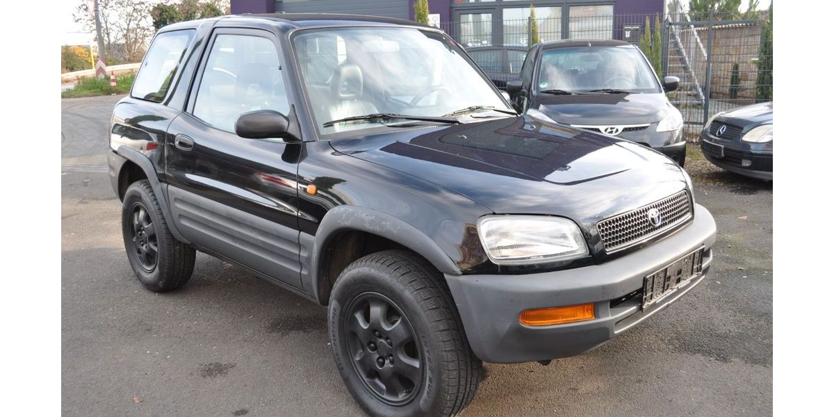 Toyota RAV 4 102.500 km 4.450 &euro; Mannheim 68305