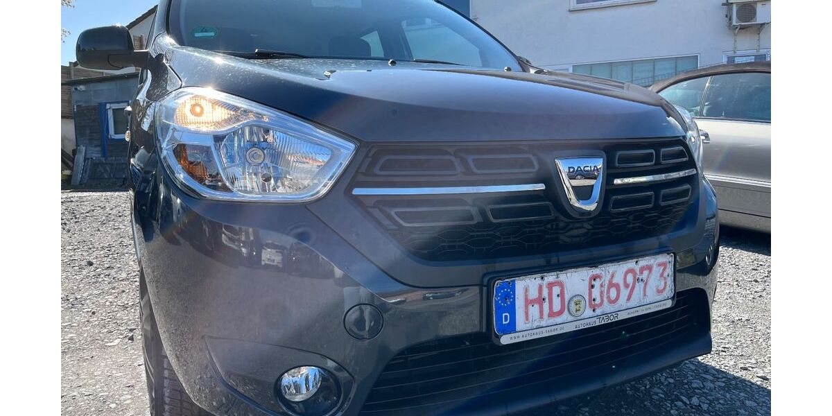 Dacia Lodgy 68.777 km 13.499 &euro; Reilingen 68799