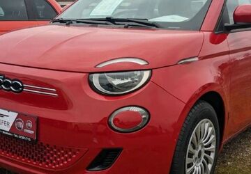 Fiat 500e 5.000 km 23.890 &euro; Sinsheim 74889