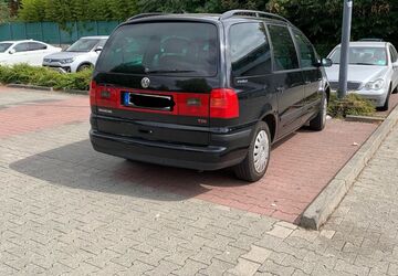 VW Sharan 203.000 km 3.200 &euro; Ludwigshafen 67061