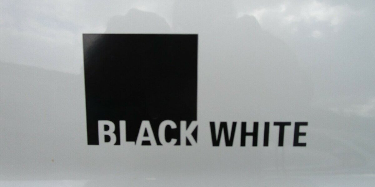 Suzuki Grand Vitara 1.6 Black and White 149.800 km 9.985 &euro; Hirschberg 69493