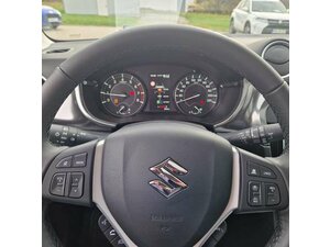 Suzuki Vitara 1.4 Boosterjet Hybrid Allgrip Comfort+ Gara 2.500 km 28.140 &euro; Obrigheim-Asbach 74847