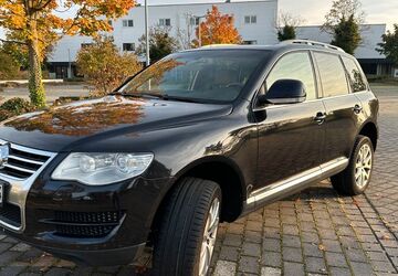 VW Touareg 297.000 km 4.980 &euro; Ketsch 68775