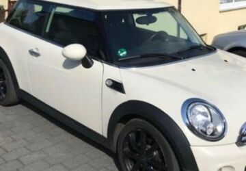 Mini Cooper 138.000 km 8.300 &euro; Hambrücken 76707
