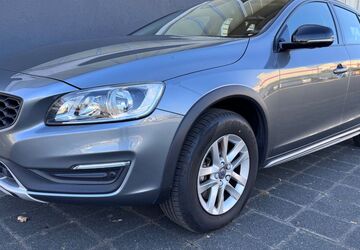 Volvo V60 Cross Country 138.000 km 13.999 &euro; Viernheim 68519