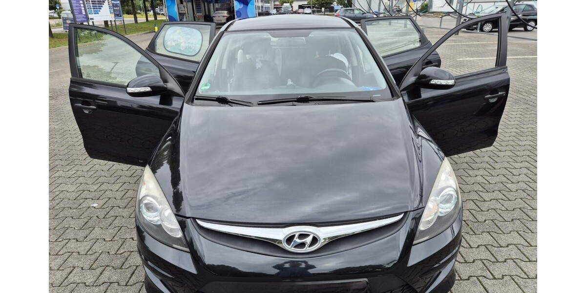 Hyundai i30 222.999 km 3.200 &euro; Plankstadt 68723