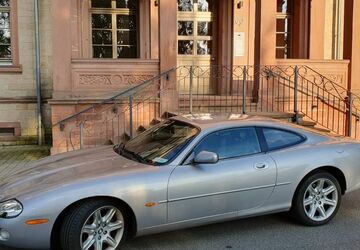 Jaguar XK8 244.000 km 9.900 &euro; Heppenheim 64646