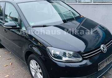 VW Touran 261.000 km 5.899 &euro; Ketsch 68775