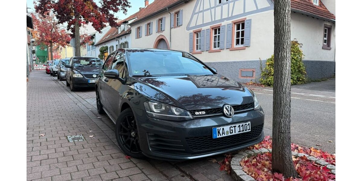 VW Golf 260.000 km 9.990 &euro; Kronau 76709
