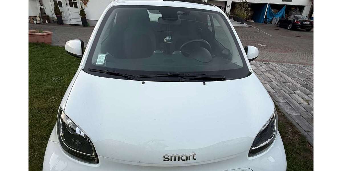 Smart forTwo 23.483 km 11.999 &euro; Viernheim 68519