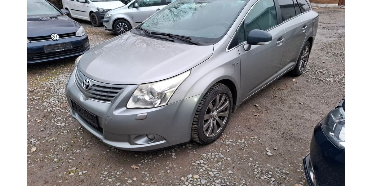 Toyota Avensis 318.000 km 2.550 &euro; Walldorf (bei Heidelberg) 69190