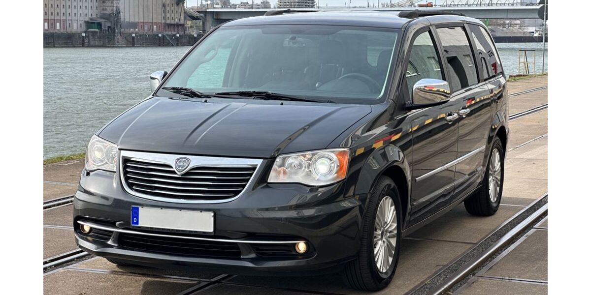 Lancia Voyager 95.000 km 19.991 &euro; Mannheim I Baden-Württemberg 68169