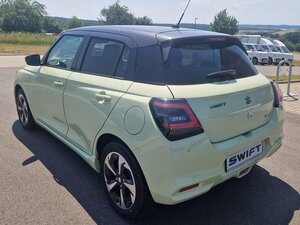 Suzuki Swift 1.2 Dualjet Hybrid MT Comfort+ 2.500 km 21.220 &euro; Obrigheim-Asbach 74847