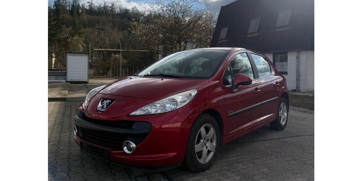 Peugeot 207 139.000 km 2.899 &euro; Sinsheim 74889