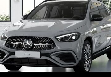 Mercedes-Benz GLA 200 14.000 km 43.850 &euro; Mannheim 68165