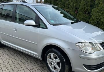 VW Touran 207.000 km 3.950 &euro; Ludwigshafen 67059