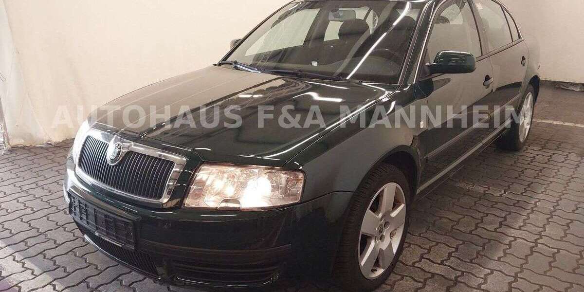 Skoda Superb 168.000 km 3.990 &euro; Mannheim 68165