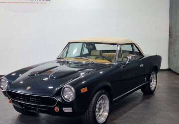 Fiat 124 Spider 27.000 km 11.999 &euro; Mannheim 68199