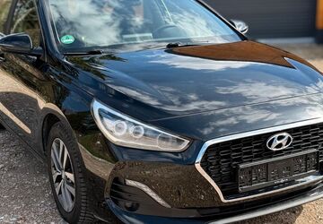 Hyundai i30 196.937 km 8.900 &euro; Lampertheim 68623