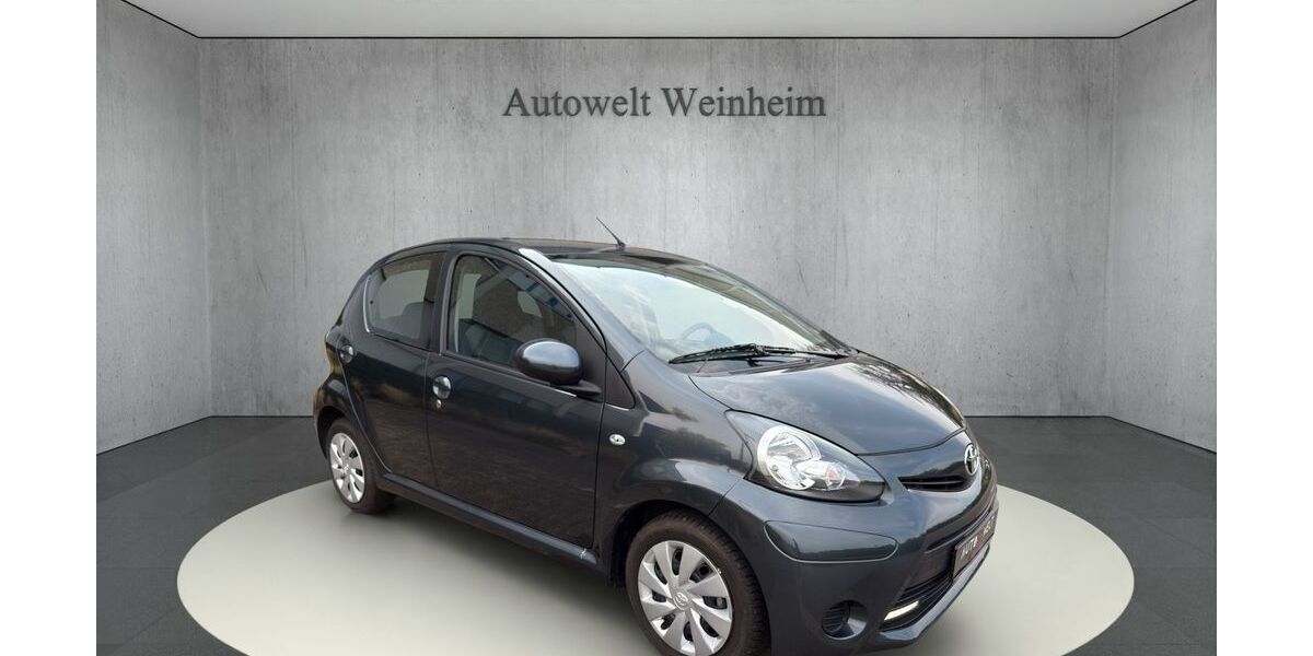 Toyota Aygo (X) 11.500 km 10.999 &euro; Weinheim 69469