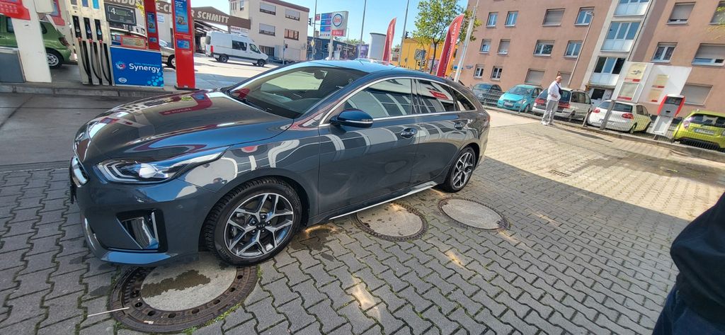 Kia pro ceed / ProCeed 93.600 km 16.799 &euro; Mannheim 68305