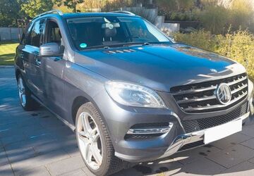 Mercedes-Benz ML 350 97.600 km 17.000 &euro; Mannheim 68169