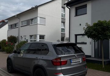 BMW X5 329.000 km 9.300 &euro; Reilingen 68799