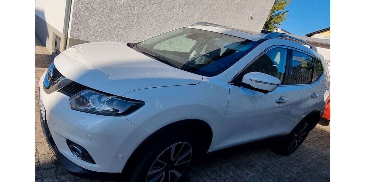 Nissan X-Trail 126.000 km 15.600 &euro; Oberhausen-Rheinhausen 68794