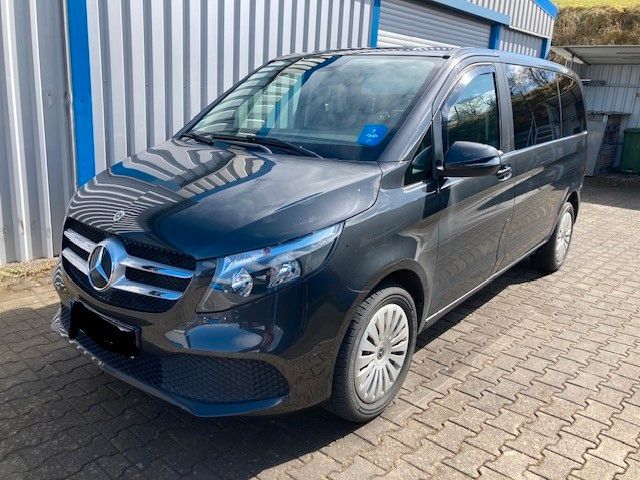 Mercedes-Benz V 220 15.600 km 39.800 &euro; Mannheim 68239