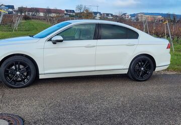 VW Passat 242.000 km 12.900 &euro; Östringen 76684