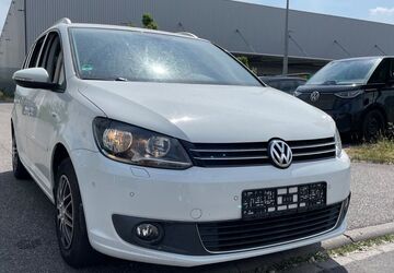 VW Touran 119.230 km 10.300 &euro; Hockenheim 68766