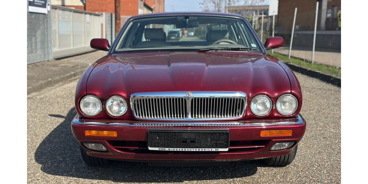 Jaguar XJ 172.400 km 8.900 &euro; Mannheim 68309