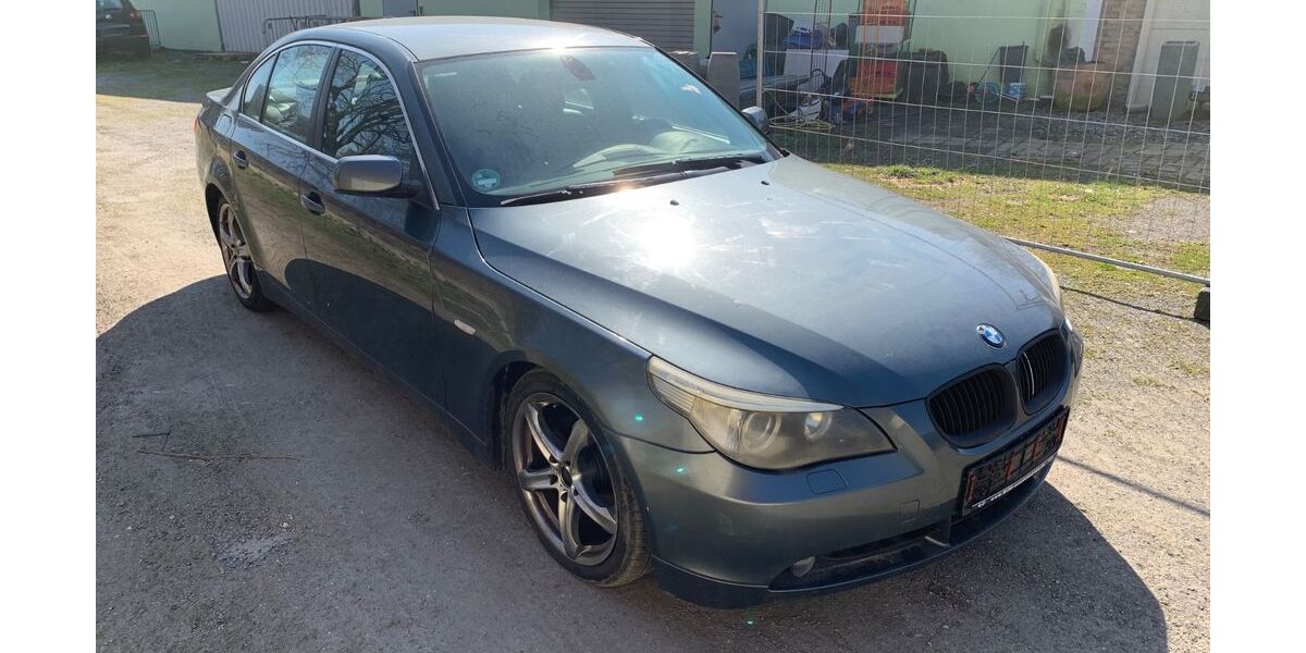 BMW 520 186.254 km 2.600 &euro; Ludwigshafen 67071