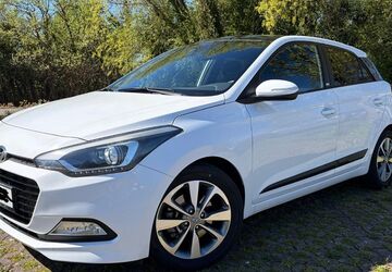 Hyundai i20 88.660 km 10.390 &euro; Hockenheim 68766