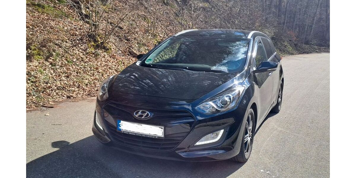 Hyundai i30 79.017 km 8.590 &euro; mannheim 68309