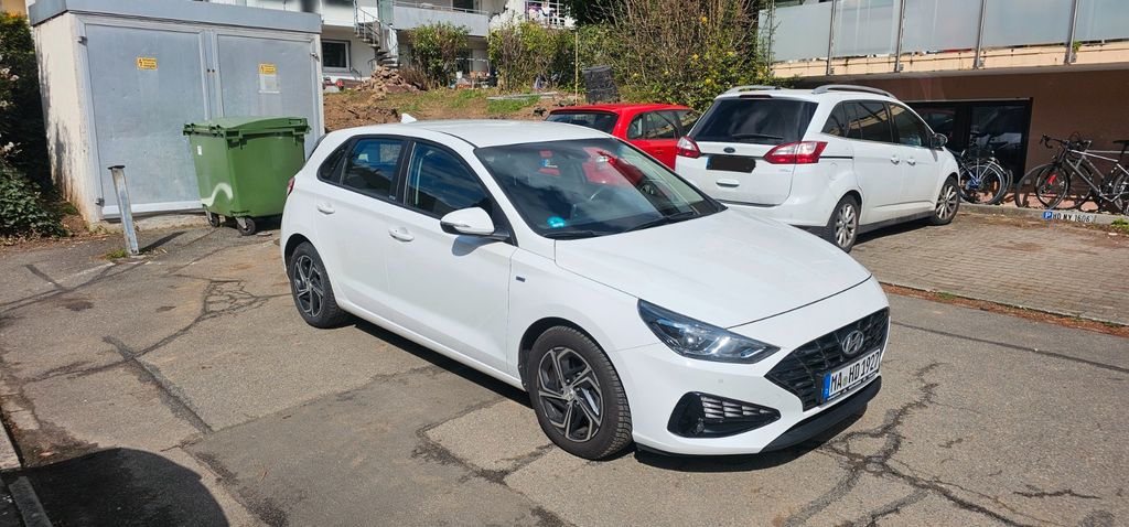 Hyundai i30 76.773 km 13.099 &euro; Dossenheim 69221