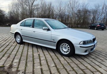 BMW 520 321.000 km 2.500 &euro; Lampertheim 68623
