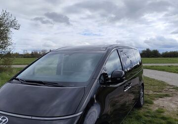 Hyundai STARIA 26.000 km 41.450 &euro; REILINGEN 68766