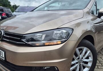 VW Touran 146.000 km 17.999 &euro; Forst 76694