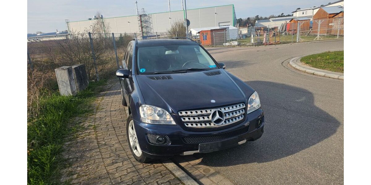 Mercedes-Benz ML 350 220.000 km 2.900 &euro; Speyer 67436