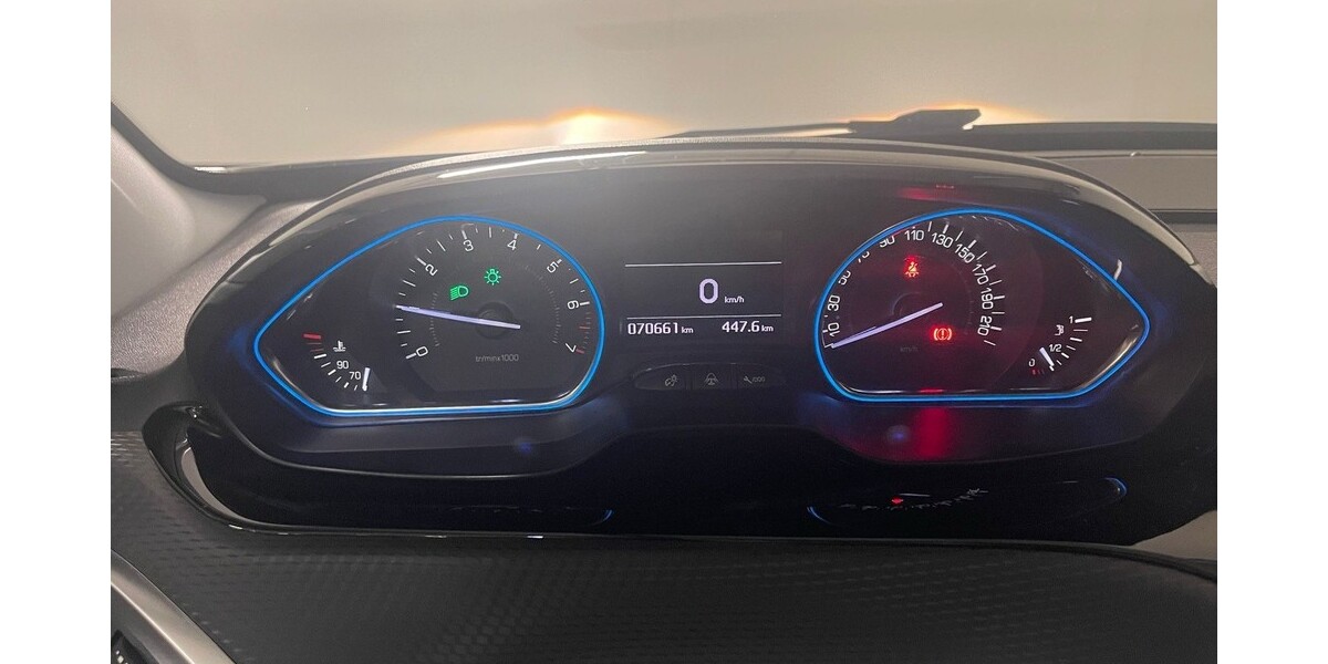 Peugeot 2008 70.400 km 12.000 &euro; Mannheim 68159