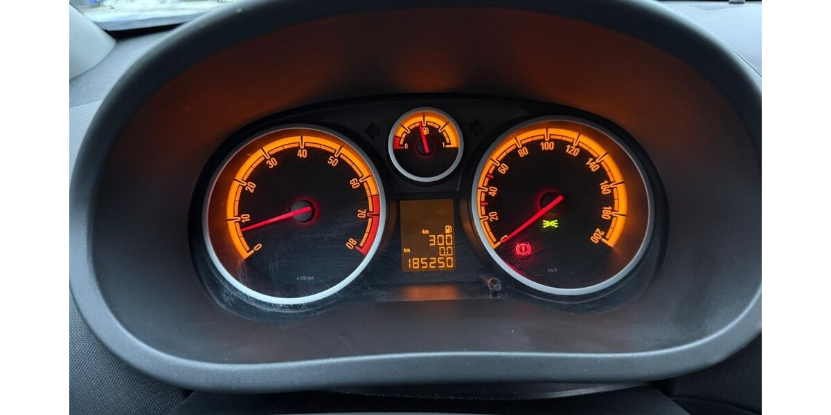 Opel Corsa D 185.000 km 2.200 &euro; Schifferstadt 67105