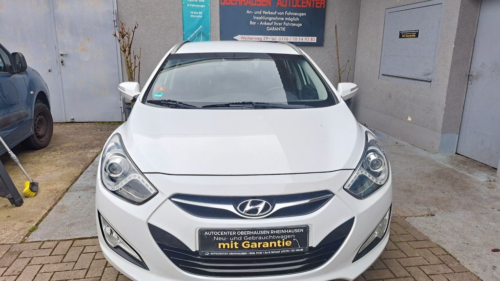 Hyundai i40 169.000 km 6.899 &euro; Oberhausen-Rheinhausen 68794