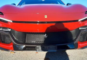 Ferrari Purosangue 45 km 606.900 &euro; Schwarzach 74869
