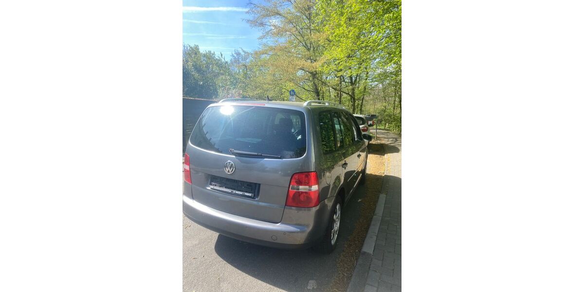 VW Touran 149.900 km 3.750 &euro; Speyer 67346