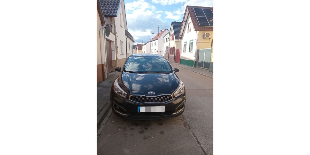 Kia ceed / Ceed 35.500 km 10.900 &euro; Frankenthal 67227