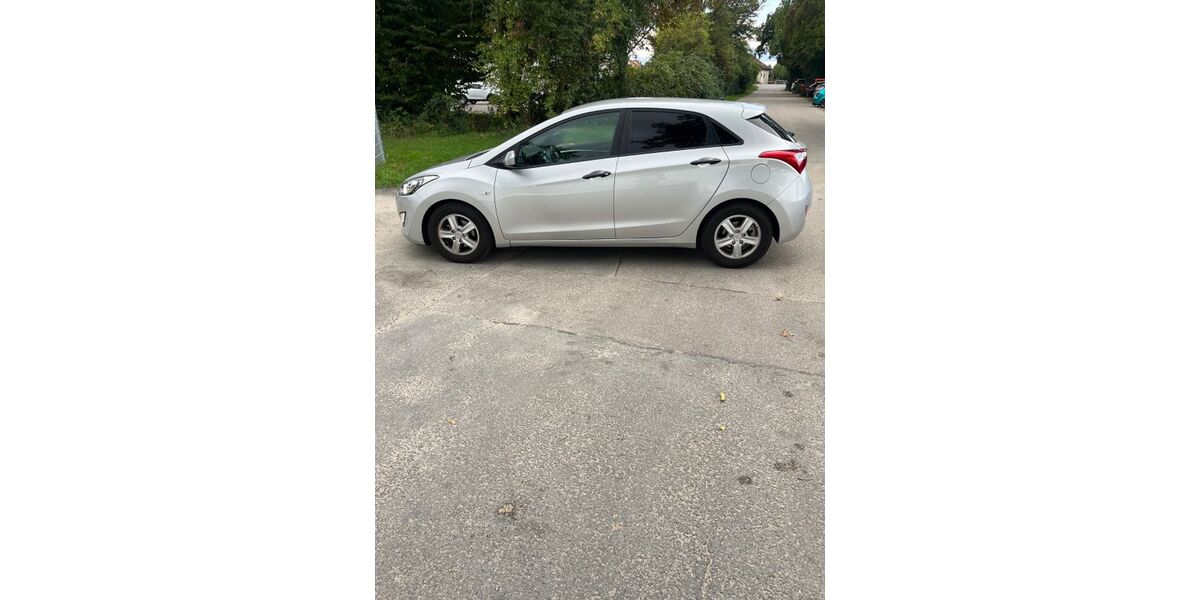 Hyundai i30 64.000 km 7.700 &euro; Reilingen 68799
